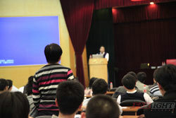 �A���h(yu��n)ҊǶ��ʽ��Ӗ(x��n)���M(f��i)�v����Ƭ