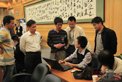 �A���h(yu��n)ҊǶ��ʽ��Ӗ(x��n)���M(f��i)�v����Ƭ